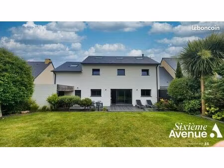 maison 6 pièces 201 m²