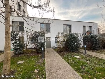 maison de ville 5 pièces 75 m²