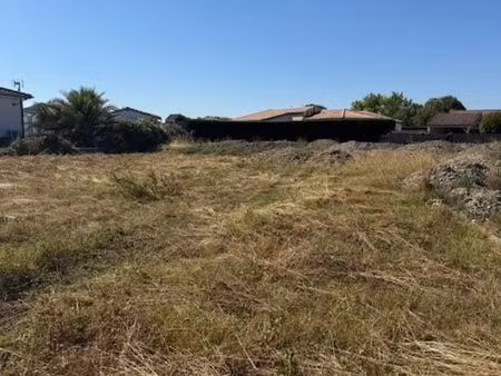 terrain a vendre 799 m²