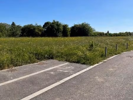 terrain 778 m² bertry