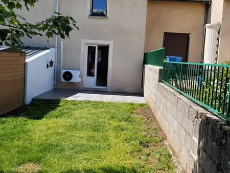 mende petite maison f3 duplex rénovée + jardin