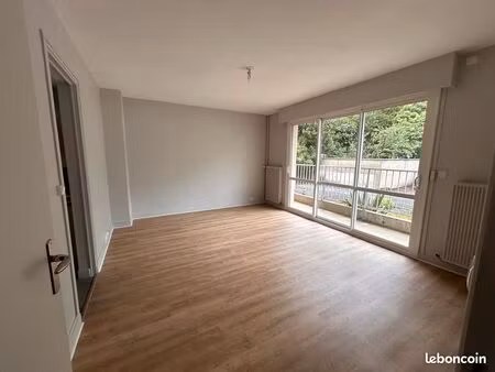 appartement t3 de 83m2 hyper centre saumur