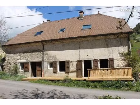 ancienne ferme rénovée