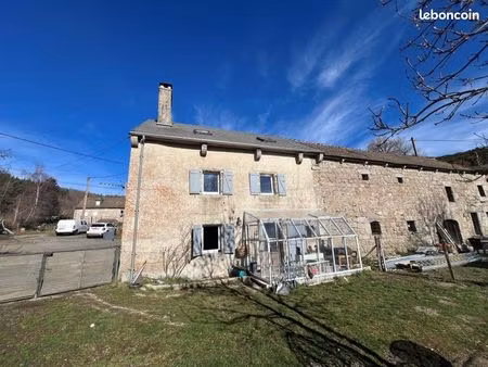 maison de village 5 pièces 92 m²