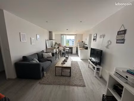 t3 meublé la doua / tête d’or avec garage fermé - toutes charges comprises - collocation p