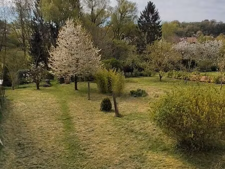 très joli terrain constructible