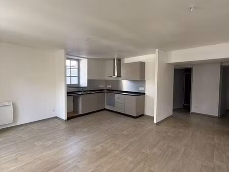 bel appartement f3