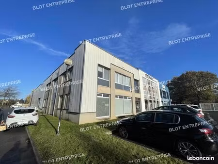 bureaux 260 m²