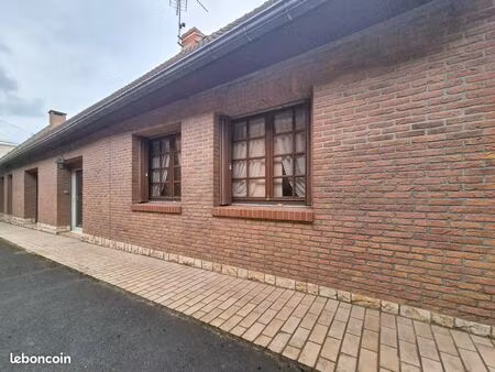 longère individuelle de plain-pied avec jardin et grange