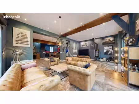 maison 5 pièces 189 m²