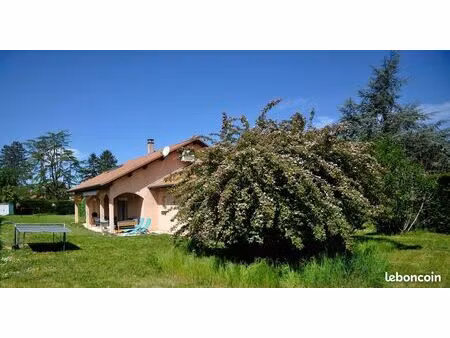 35 min de lyon/grenoble?spacieuse villa 174 m² - 4/5 ch - 1340m² constructible  au calme  