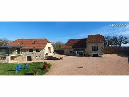 propriété 6 pièces 262 m²