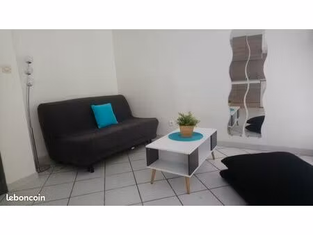 t2 au centre de toulon
