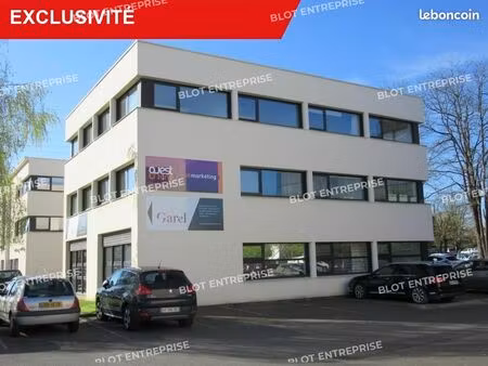 bureaux 177 m²