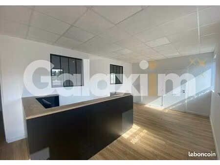 bureaux 200 m² saint-gilles