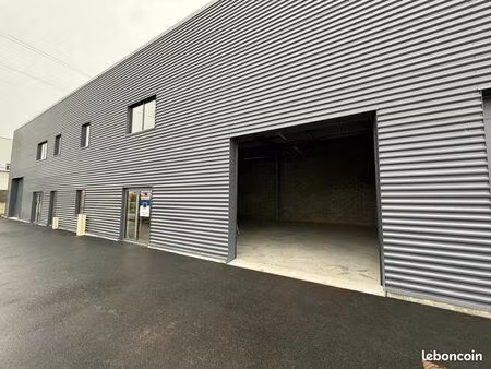local d'activite 212 m² le rheu
