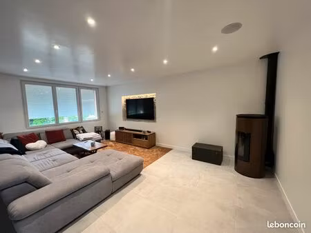 appartement t4 récent & meublé en centre-ville