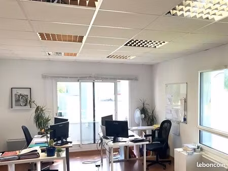 plateau bureaux tbe 78 m² - secteur le tenenio