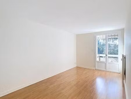 appartement 3 pièces 56 m²
