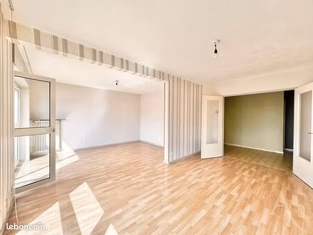 appartement 4 pièces 84 m²