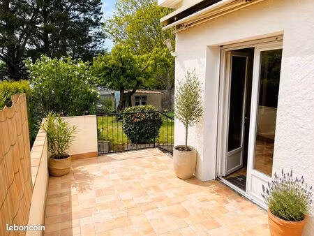 pavillon 6 pièces au calme et proche des commodités