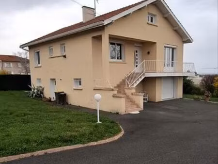 maison montbrison 90m2