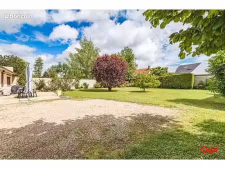 maison 7 pièces 161 m²