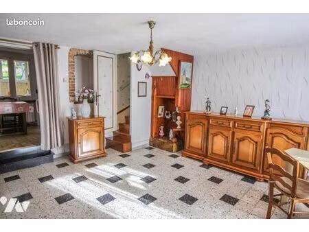 maison 4 pièces 82 m²