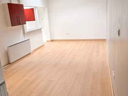 2 pièces · 45 m²2 pièces  45 m² · châlons-en-champagne