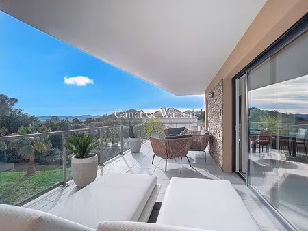 duplex de luxe à vendre dans le quartier valescure-vaulongue-clair bois-vallon suveret