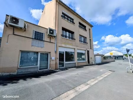 immeuble 10 pièces 260 m²