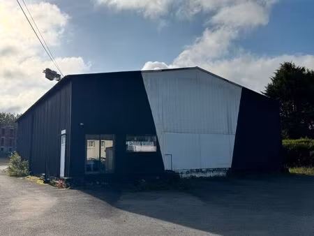 local d'activité de 320m² - changé