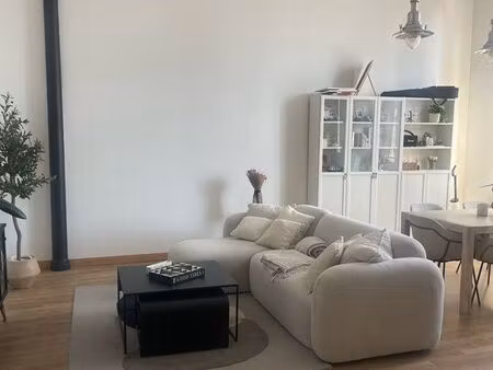 appartement t2 57 m² lumineux style loft – centre-ville – parking + cave