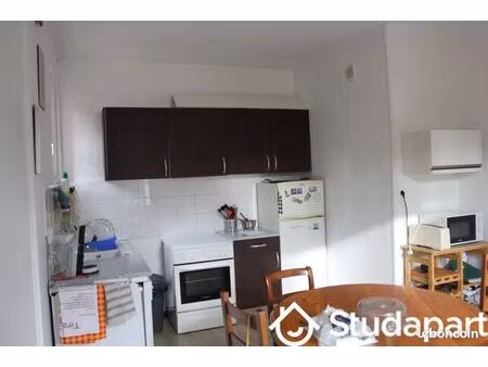 chambre 1 pièce 15 m²