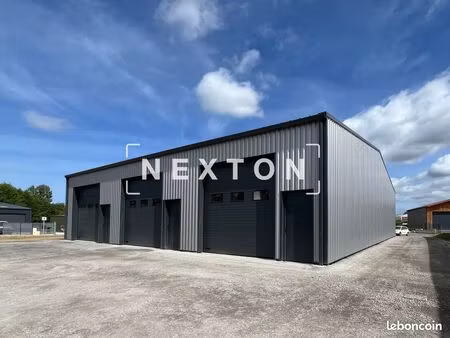 bureaux 59 m² tosse