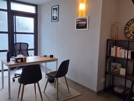 local/cabinet