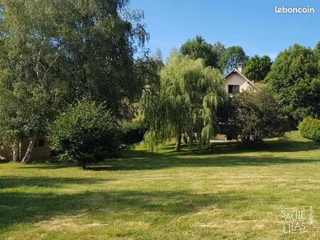 maison familiale sur grand terrain et ruisseau  au calme et sans vis à vis