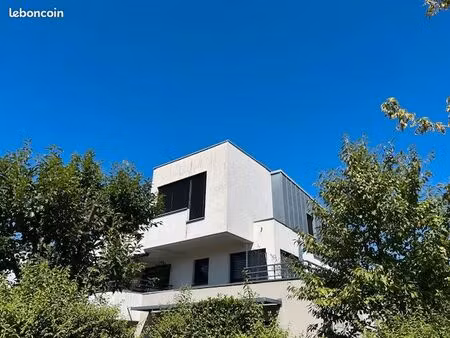mittelhausbergen superbe 4 pièces attique avec terrasse