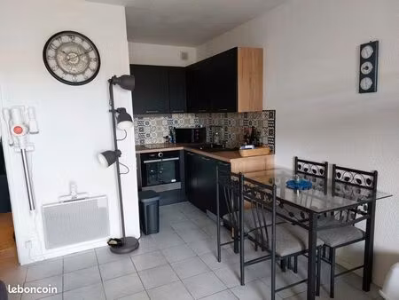 studio meuble (charges comprises)