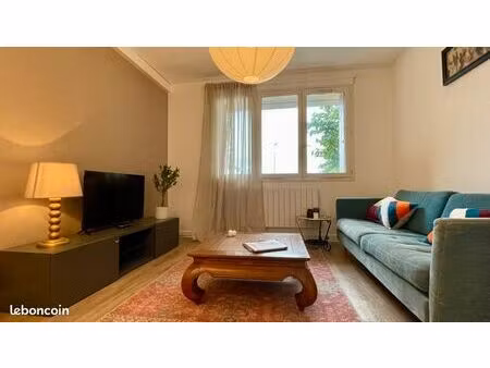 t4 69 m² refait à neuf – calme et lumineux - parking