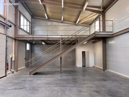 local industriel 167 m²