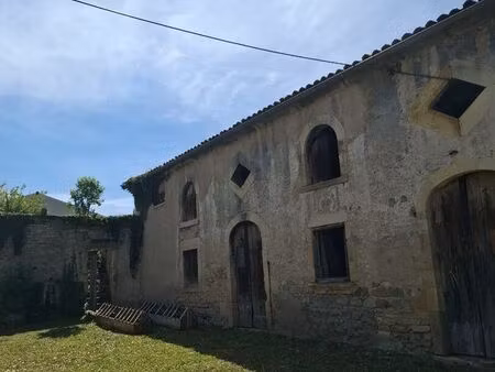 maison 1 pièce 150 m²