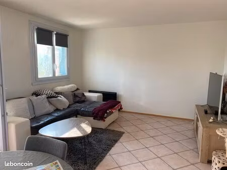 appartement 3 pièces 65 m²
