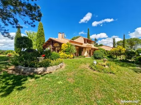 maison 5 pièces 189 m²