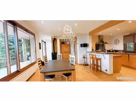 chalet 7 pièces 160 m²