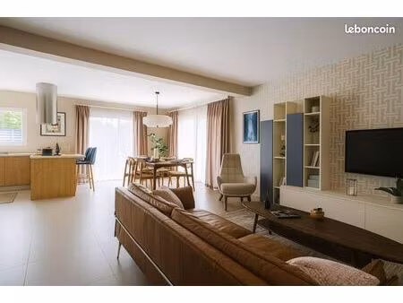 maison 4 pièces 93 m²