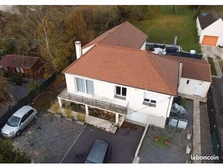 maison familiale avec dépendance