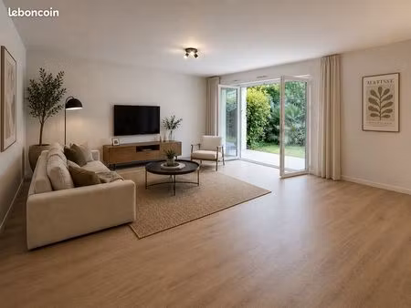 anglet proche des cinq cantons grand appartement t2 de 45 m2 avec un jardin privatif