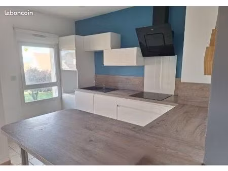 très beau t2  proche hôpital  avec terrasse et box fermé