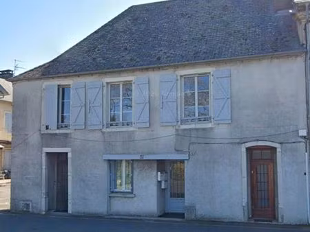 immeuble 7 pièces 145 m²